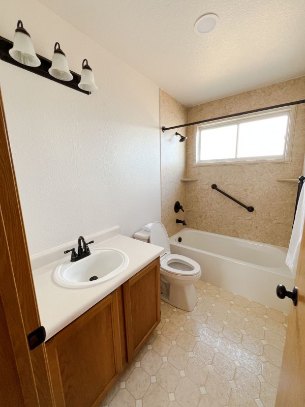 Top Bathroom Remodeling Companies in Sunbury, OH